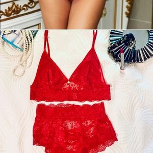 High waist red lace panties and bra